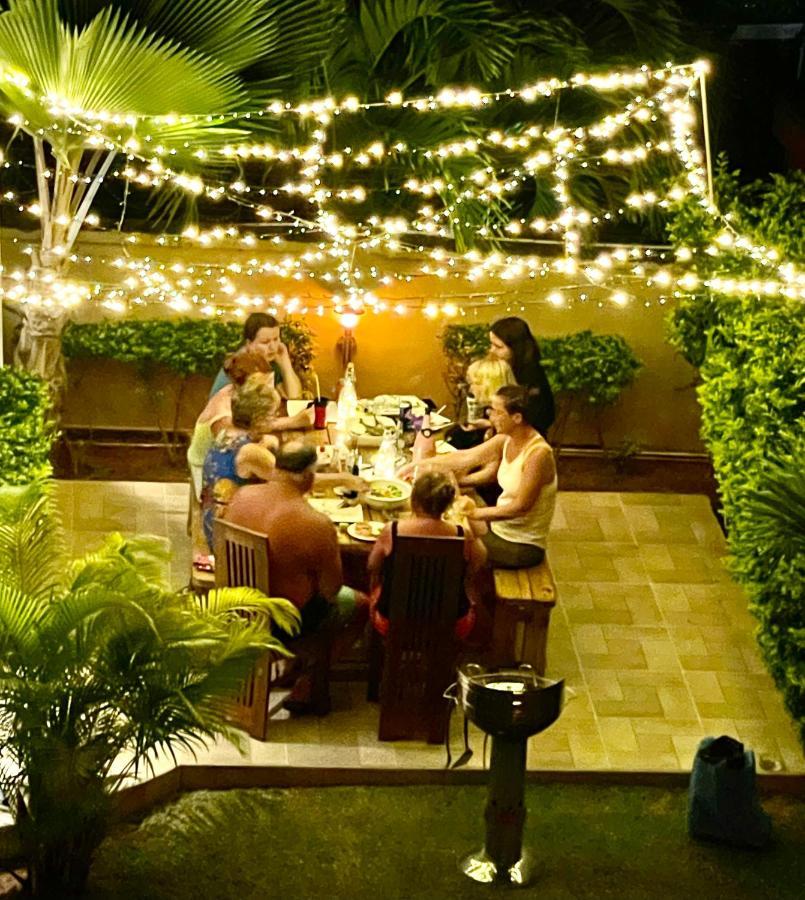 Tropical Hideaway Aparthotel Beau Vallon  Exterior photo