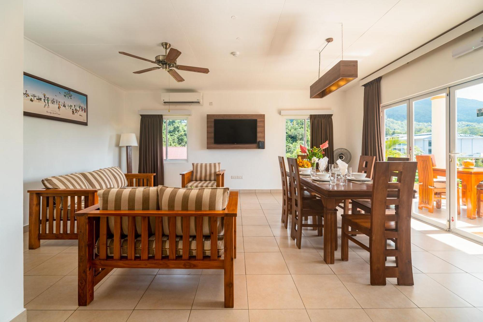 Tropical Hideaway Aparthotel Beau Vallon  Exterior photo